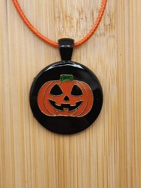 18in Adjustable Orange Pumpkin Jack-O'-Lantern Necklace 🎃